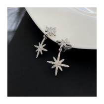 (W Dear) sparkling eight-manger star zircons with no-ear-hole mosquito-repellent incense disc ultra-shiny mesh red earnail