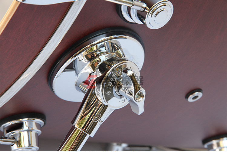 Барабанная установка 春雷乐器 dw performance 美产全枫木表演系列 5鼓套鼓/架子鼓