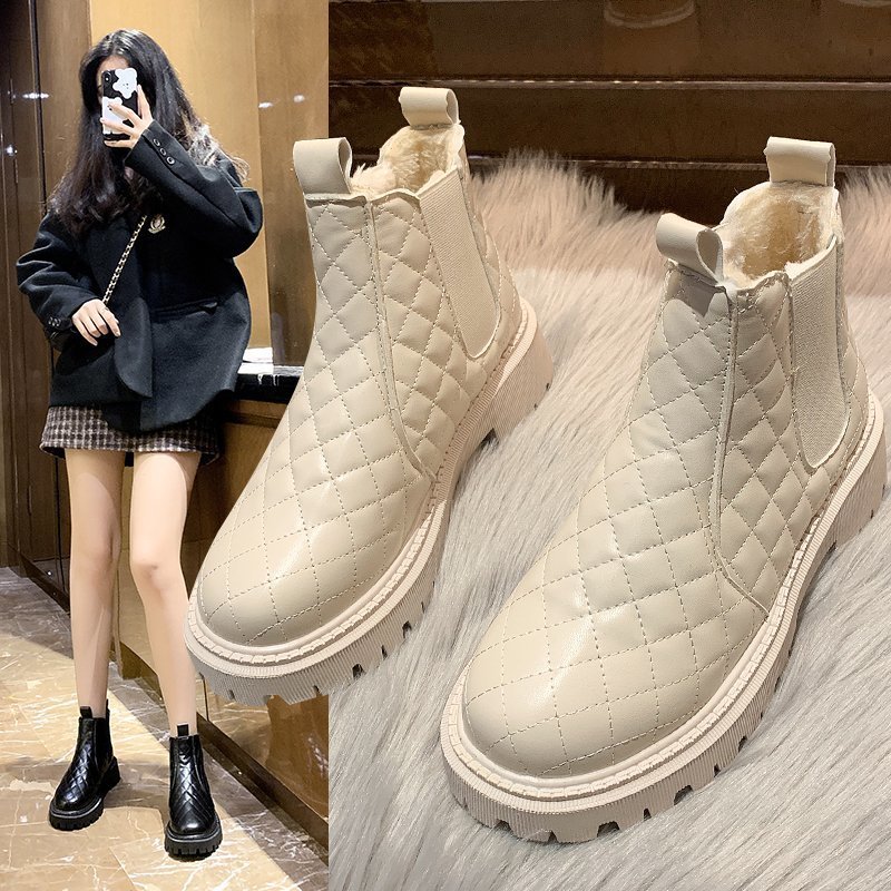 Martin boots female British style plus velvet thick bottom 2021 autumn and winter new net red fashion round head short barrel snow boots