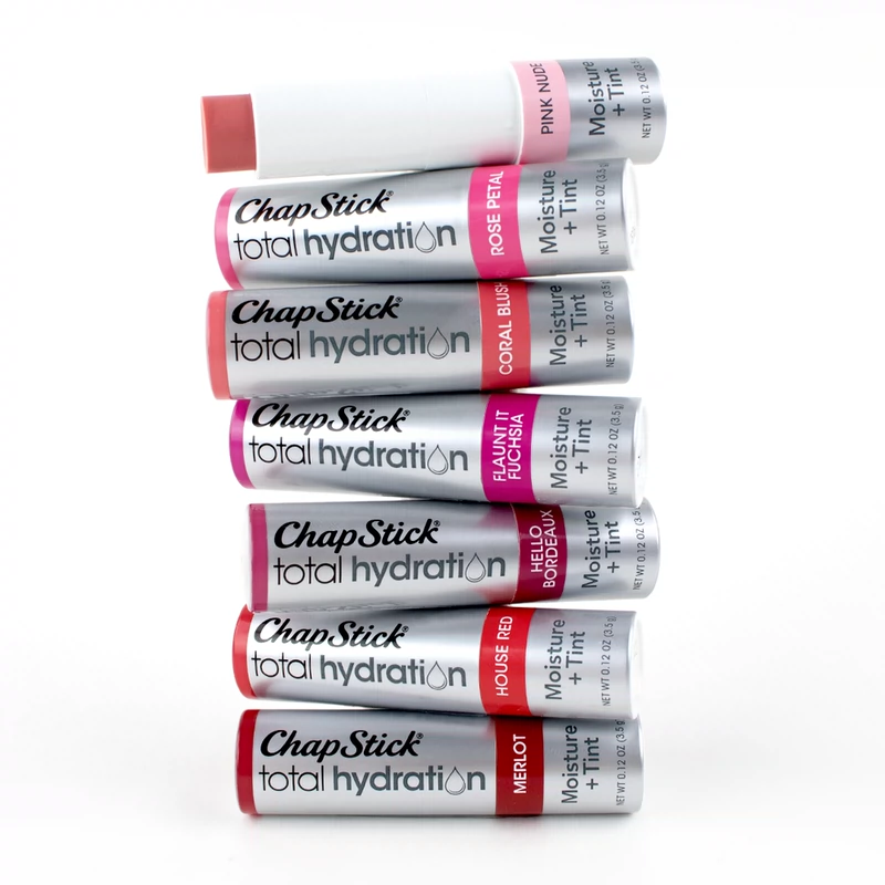 Son dưỡng môi màu sáng tự nhiên của Mỹ ChapStick Total Hydration Son môi màu đậm - Son môi