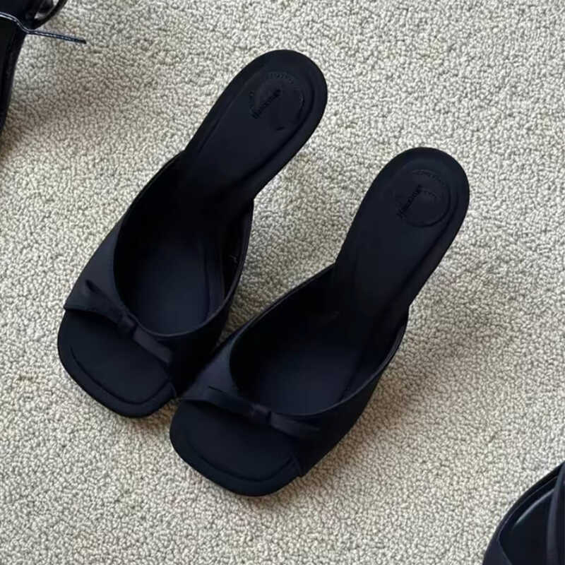 Women's Spring and Summer Black Bow-Knot Satin Peep-Toe Sandals with Thin High Heels