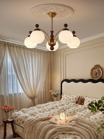 Living Room Lamp, Retro Medieval Chandelier, American and French Style Dining Room and Bedroom Lamps, Classical High-End Nanyang Style Hall Main Lamp
