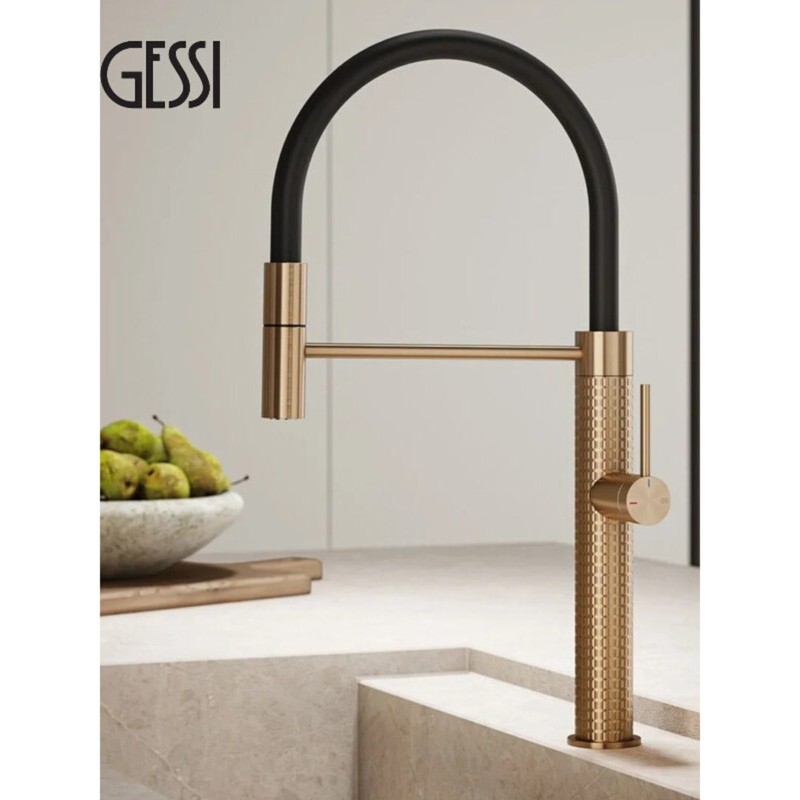 Italian Gessi Kitchen Faucet Island Sink All-Copper Splash-Proof Hot and Cold Pull-Out Rotating Brushed Rose Gold
