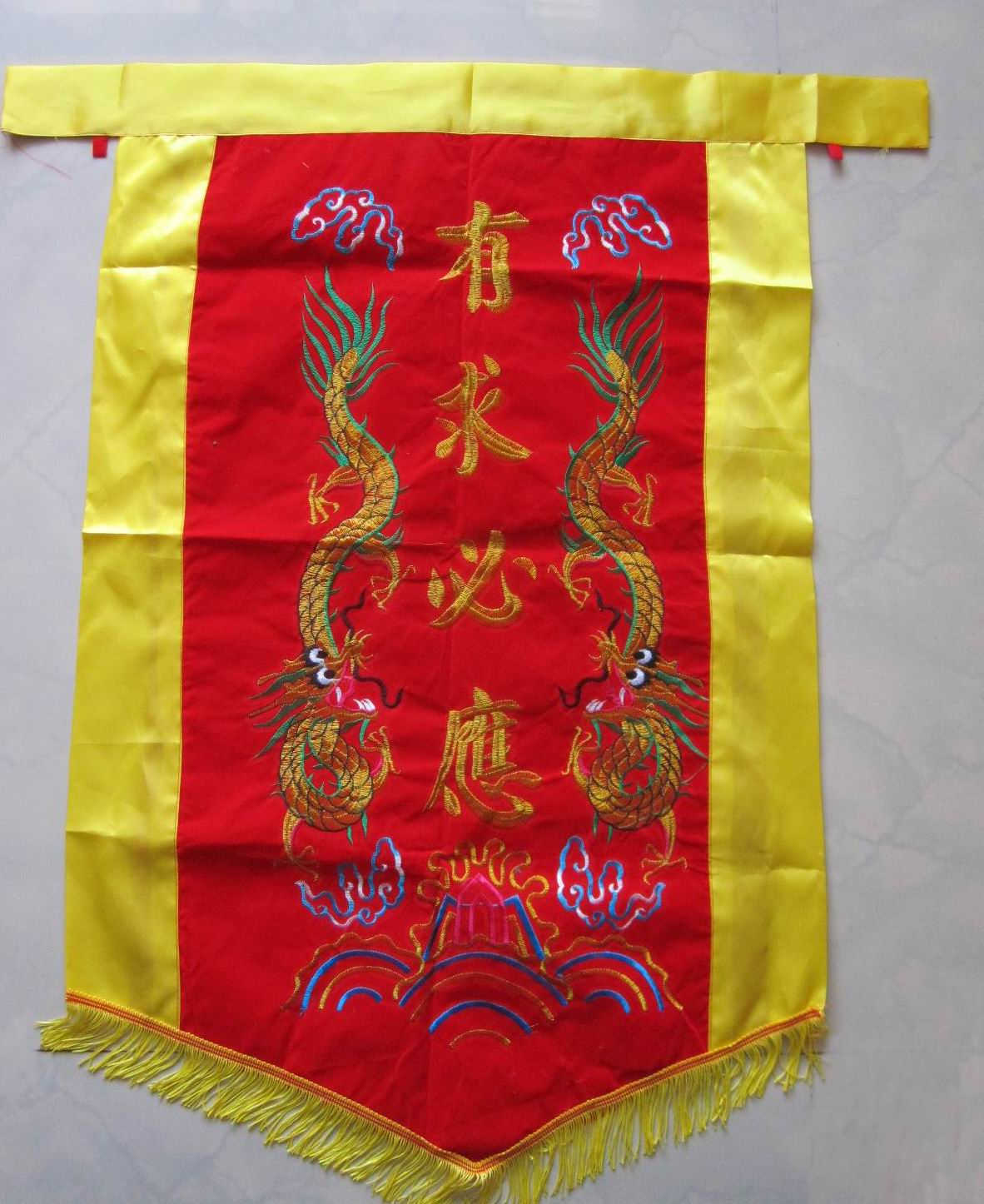 Order to be the flag of the Jinqiaver Flag and the flag dragon flag to flag the flag into the fragrant flag and the flag of the flag open the banner of the ancient flag with a request to be made.
