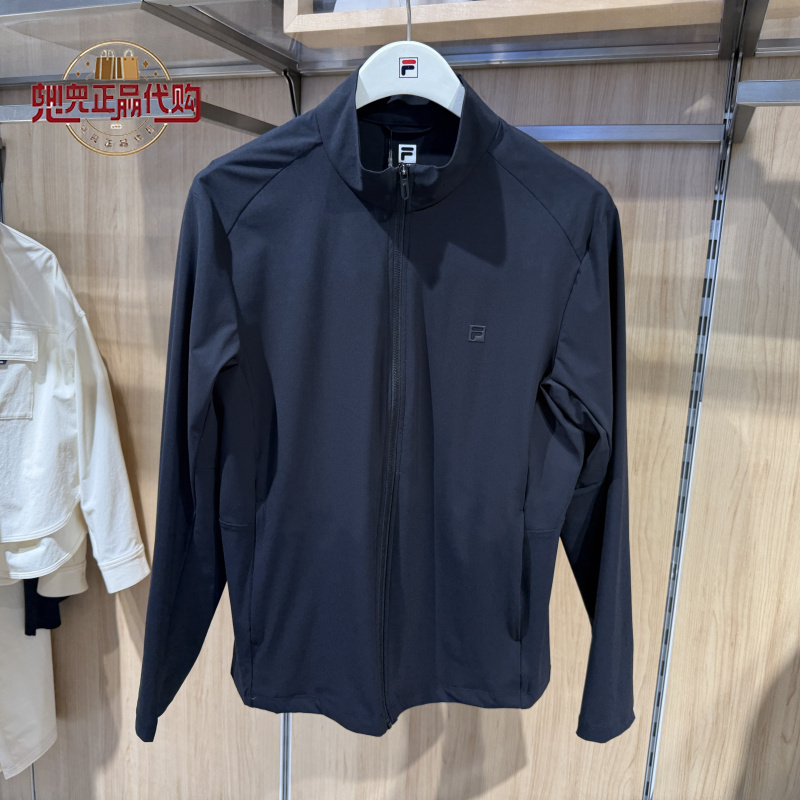 Fila Men's 2026 Summer New Comfortable Sports Casual Stand Collar Knitted Jacket A11M621504 Fila Men's 2026 Summer New Comfortable Sports Casual Stand Collar Knitted Jacket A11M621504