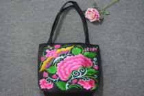 2018 ethnic style single-sided embroidery bag mini big bag ladies hand-held generous bag single-layer Yunnan embroidery bag