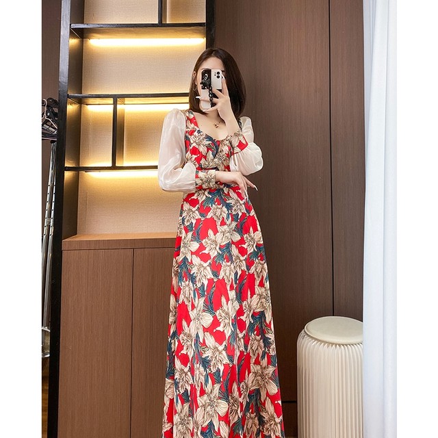 Early spring French dress women's 2023 spring new women's clothing temperament slim temperament floral chiffon long skirt