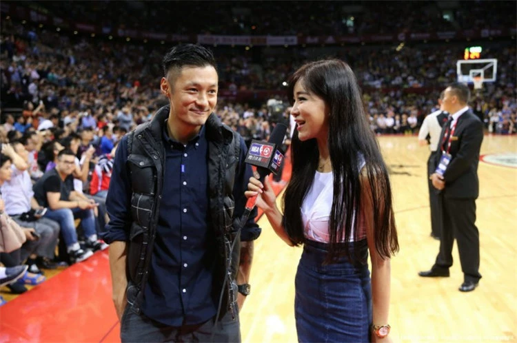 Shawn Yue với cùng một phong cách thu đông và xu hướng dày lên giản dị kẻ sọc xuống áo khoác cotton nam sinh viên - Dệt kim Vest