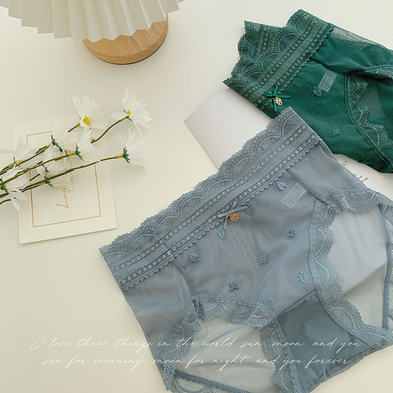 Underwear women's lace sexy women's pure cotton crotch new 2022 hot style summer thin style medium high waist fat mm large size