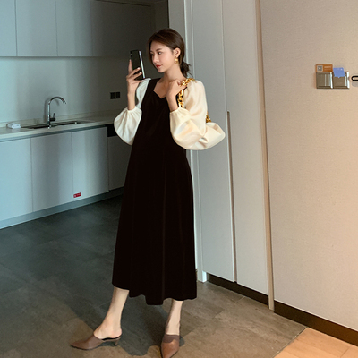 Maternity wear spring and autumn new Korean version of fashion foreign atmosphere reduction age reduction does not show the velvety splicing long sleeves maternity dress tide