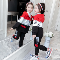 Girl set 2021 new spring style girl Net red Korean sports two-piece set childrens female Net Red Spring
