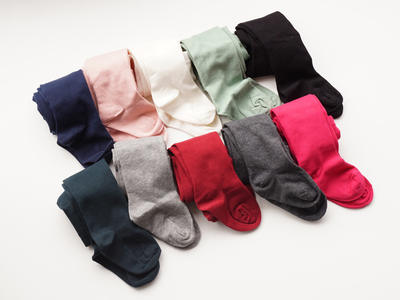 Let's clear out at a loss and find some bargains! Spring and Autumn children's pantyhose in all colors and styles are available