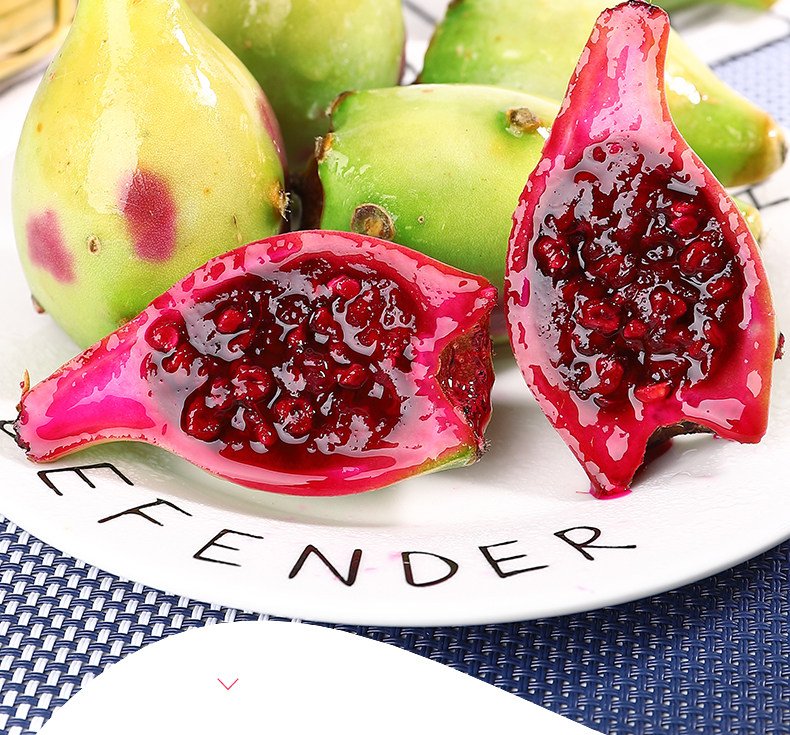 Fairy Palm Fruit_02.jpg