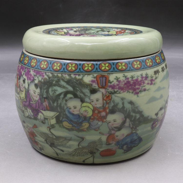 Qing Tongzhi Powder Colored Baby Show Storage Jar Cover Jar Ancient Play Antique Antique Porcelain Home Swing Accessories Collection
