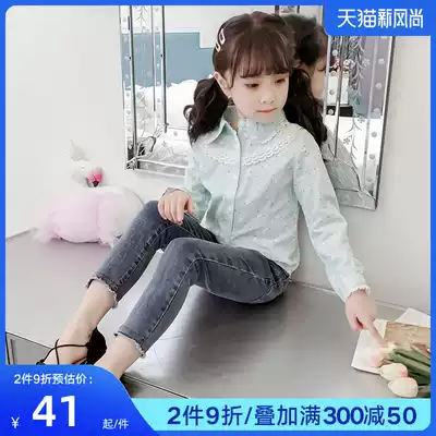 Girls ' shirts Spring and autumn long-sleeved little girl Western school children's lace cotton tops Korean fashionable white shirts