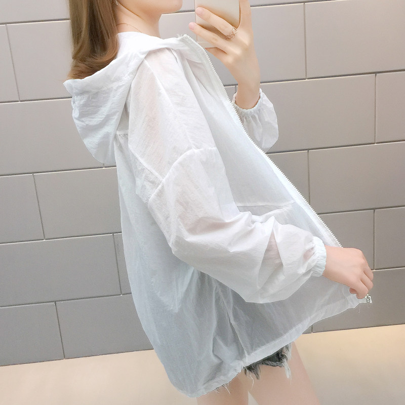 Ice silk sunscreen women 2022 Summer new ladies jacket sunscreen ultra slim cardiovert resistant UV breathable