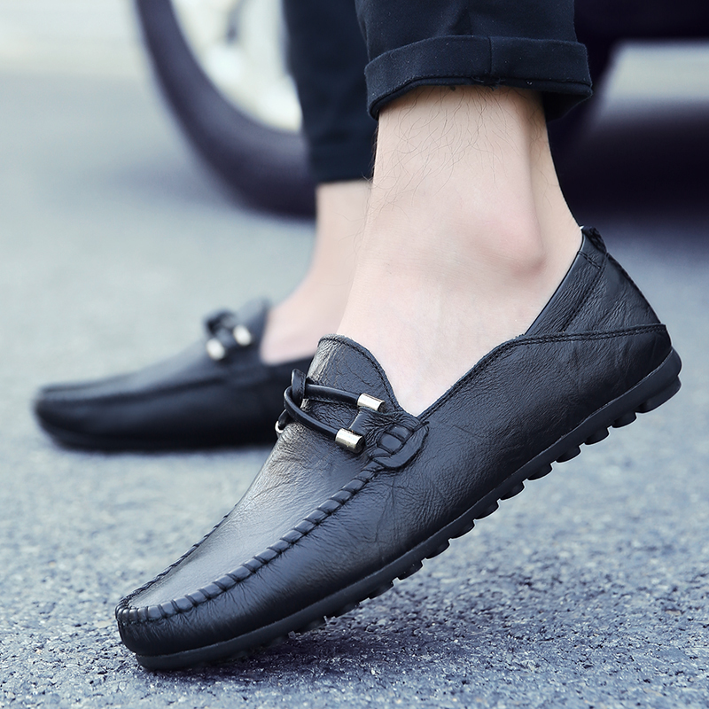 Summer breathable men's beanie shoes men's leather trend Korean version soft bottom lazy black youth summer casual leather shoes