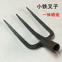 Three-tooth two-tooth rake Four-tooth rake Ripping cultivation gardening agricultural tools Three-tooth fork iron fork hoe