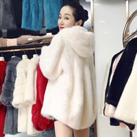 Áo khoác lông nữ 2018 mới mùa đông dài phần thời trang áo khoác da lộn màu trắng mô phỏng da lộn lông chồn áo lông nữ chính hãng