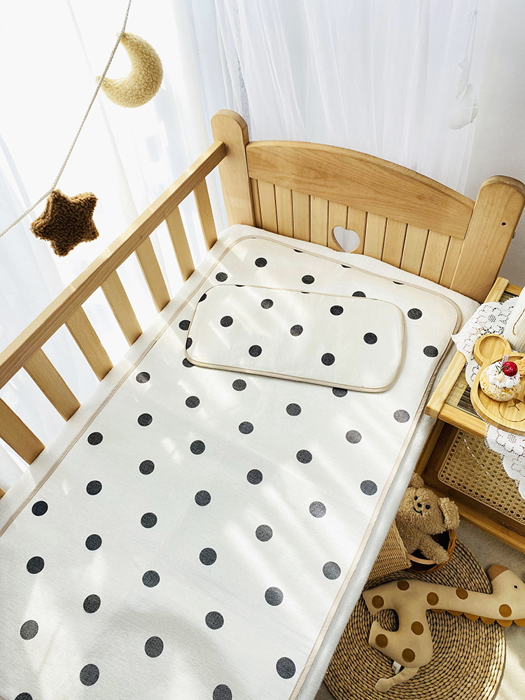 Baby mat ice silk children breathable kindergarten baby summer newborn nap crib mat pillow
