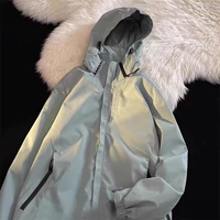 Женская модель бобово-зеленого цвета слишком мала 2