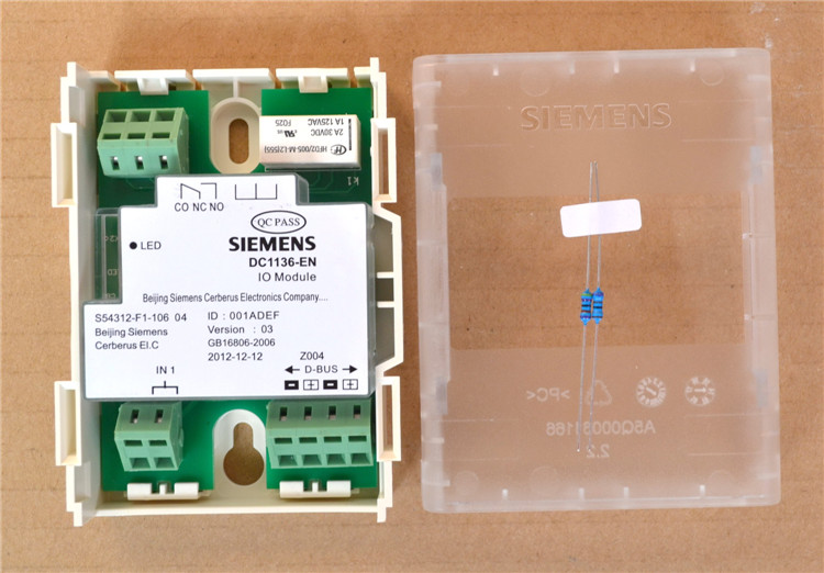 Original installation Siemens DC1136-EN input-output module Fire alarm Intelligent Control Module