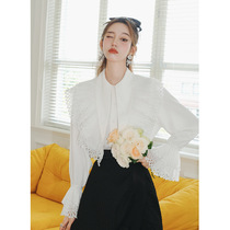 (Wake Up) 2021 Autumn New Retro Fairy Fairy Air Hollowed-out Lace Lotus Leaf Side White Shirt Horn Sleeve Shirt