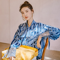 (Wake Up) Butterfly knots lead velvet striped shirt female spring splicing bright sheet long sleeve loose lining 2022