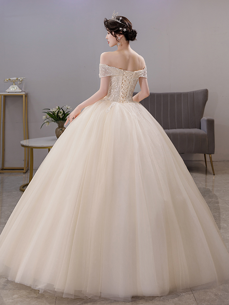 One -shoulder Main wedding dress 2024 new bride high -level quality champagne retro heavy work French light wedding dress 2023 One -shoulder Main wedding dress 2024 new bride high -level quality champagne retro heavy work French light wedding dress 2023