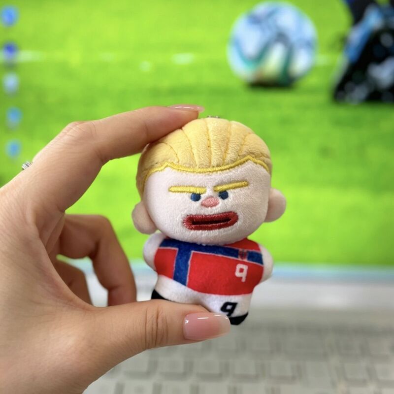 [in Stock, Direct Shipping] Haaland 7.5cm Plush Keychain Pendant Commemorative Collectible Merchandise Gift