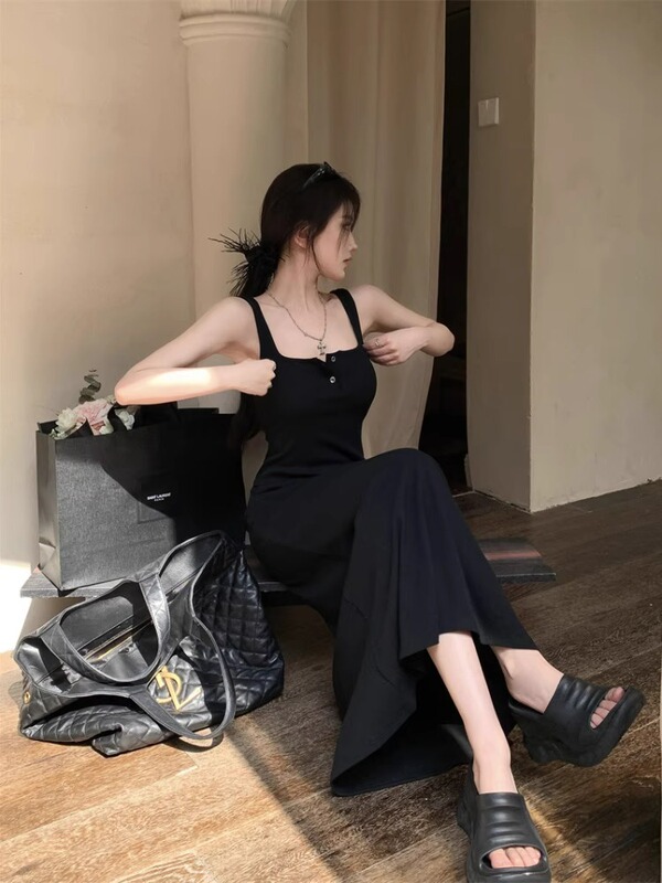 Hepburn-Style Square-Neck A-Line Slip Dress for Women, Summer Waist-Cinching Slimming Inner Dress, Elegant Long Tank Dress