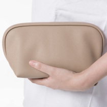 Literary youth cosmetic bag makeup bag portable ins Wind Super fire large capacity cute shell hand bag