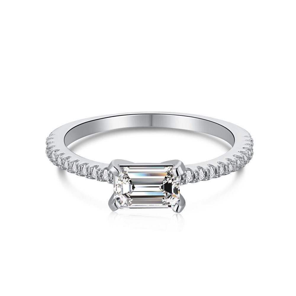 Кольцо Leo Star Diamond белое золото изумруд