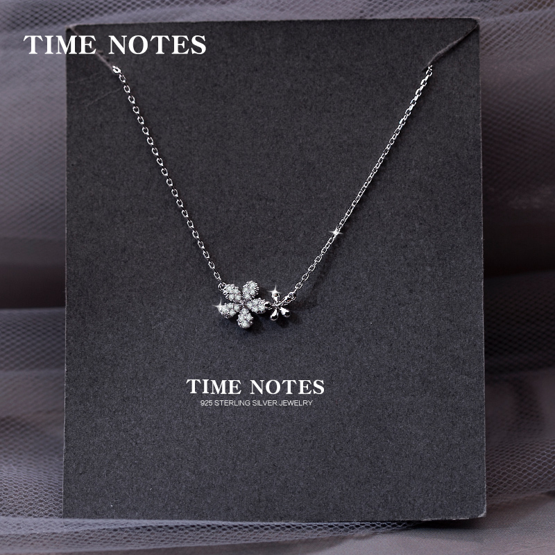 Silver necklace woman 925 silver lock bone chain cute flower silver ornament Seven New Year's birthday gift sweet and beautiful