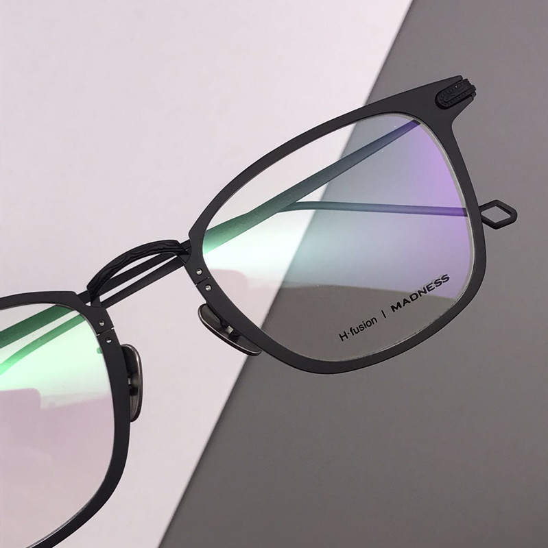 Montures de lunettes OTHER   en Titane pur - Ref 3140613 Image 49