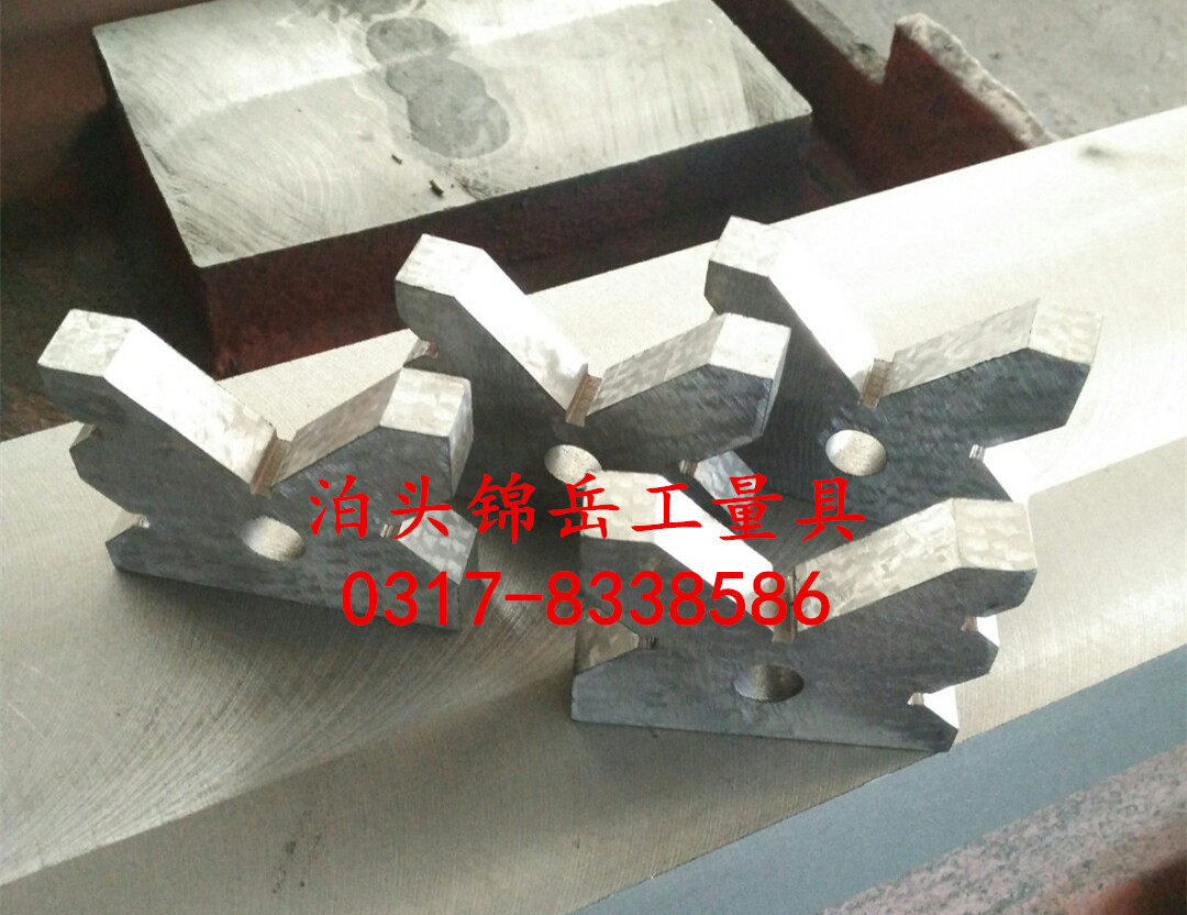Detection of crankshaft with ultra-thin v type frame teaching experiment v type iron 20mm thick special light car steam repair v type frame