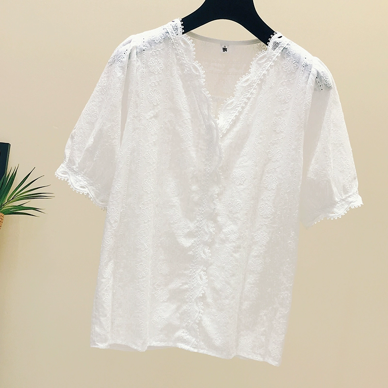 Đầm ren trắng nữ mùa hè 2018 phiên bản mới của Hàn Quốc của chiếc áo len tay lửng cổ chữ V hở cổ
