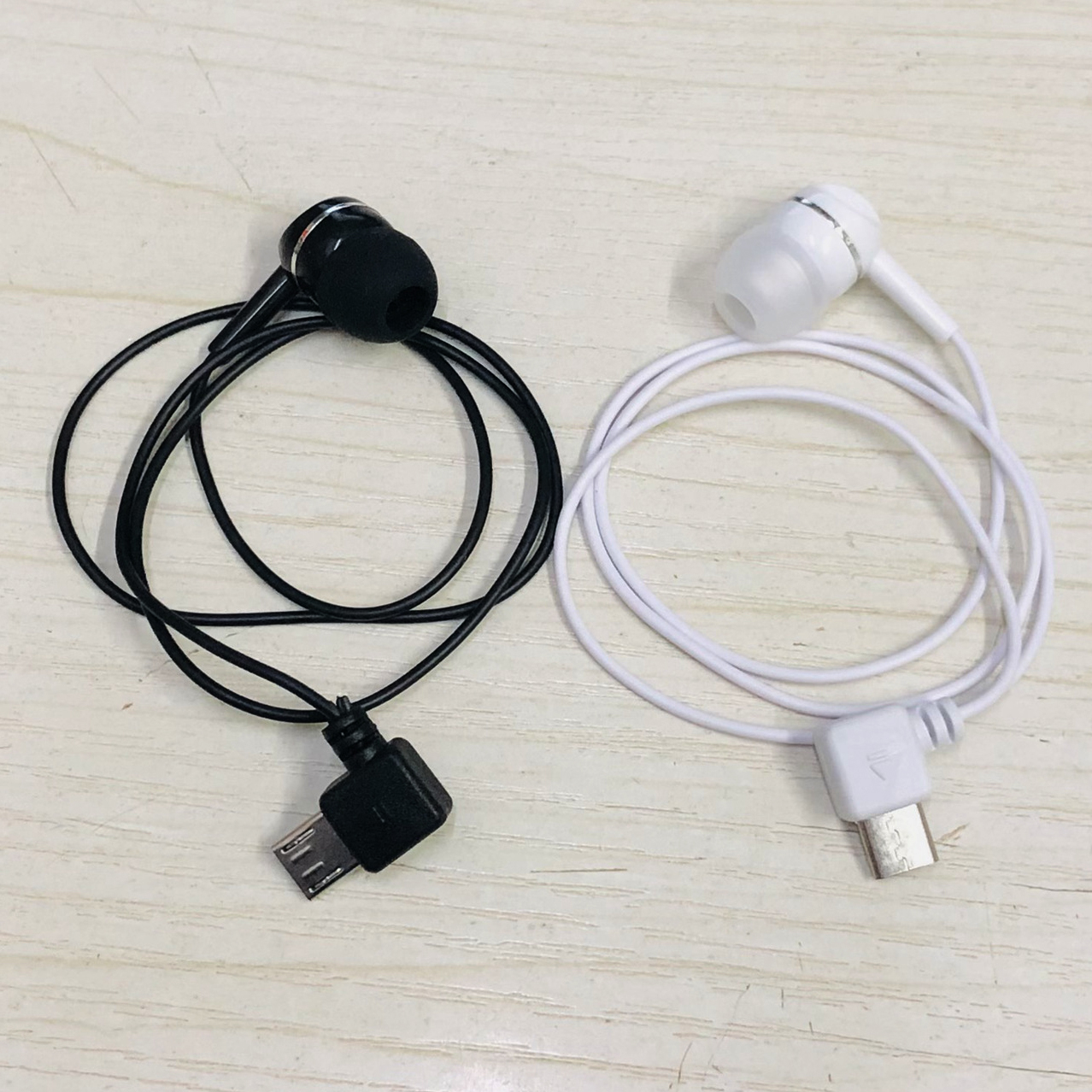 Bluetooth pair headphone attached headphones Universal in-ear flat ear stereo 4 0 Bluetooth secondary ear micro connector Earplugs