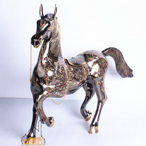 Pakistani copperware birthday business gift to get rich immediately copper horse ornaments to decorate the living room pure copper handicrafts