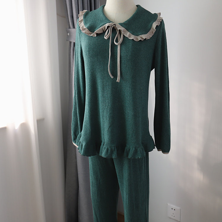 Soft warm doll lead home suit loose and comfortable short wool grid cotton long sleeve woman wears