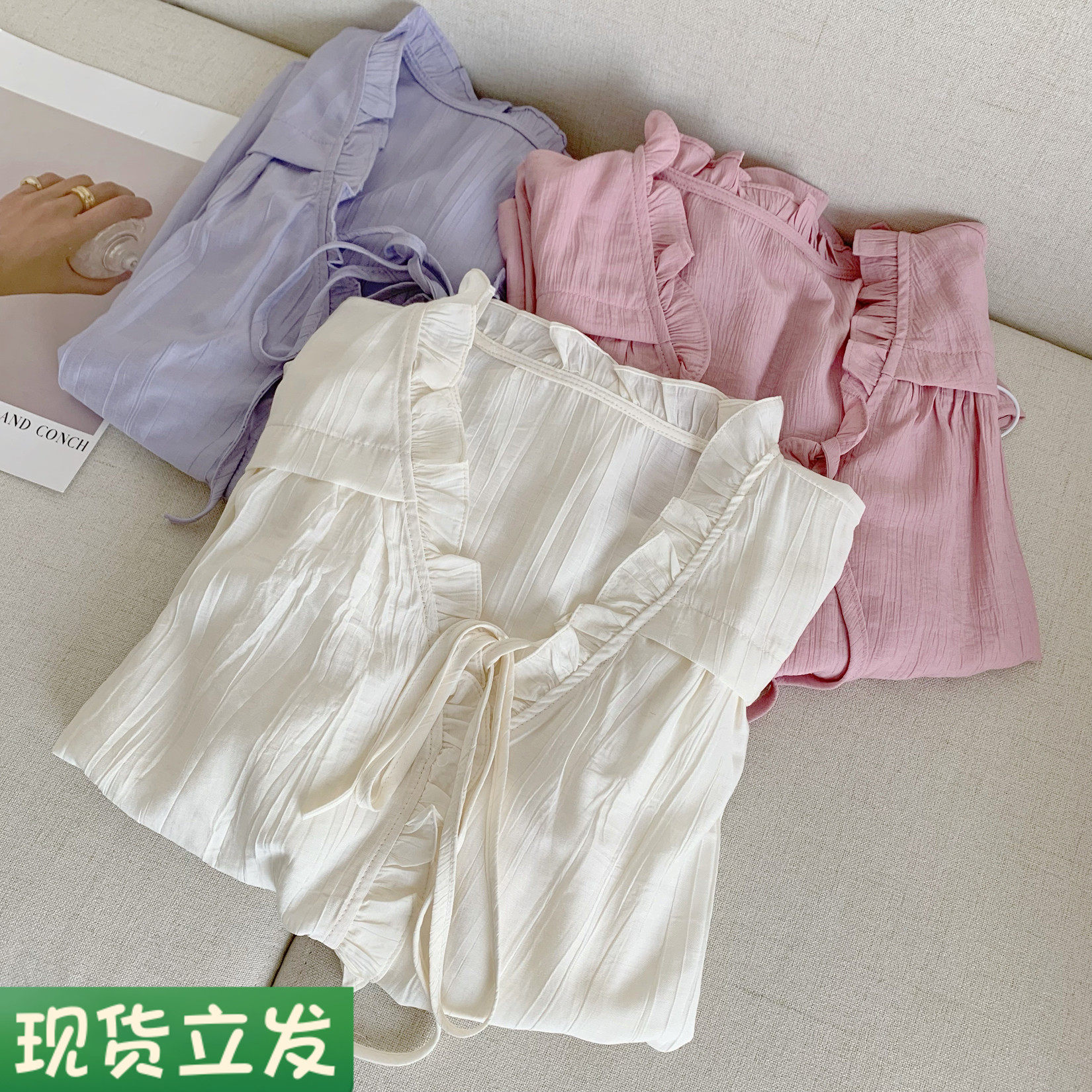 Agaric Lace Lace shirt woman 2022 Harudon't pleated creaty design Sensation Little Crowdshirt