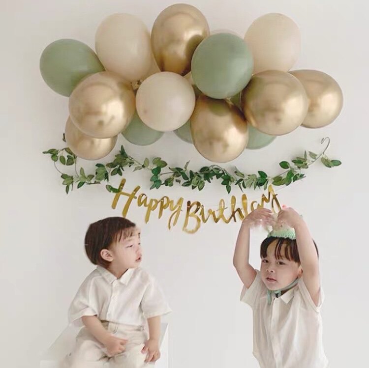 Net red over children's birthday Green Balloon Columns Floating package Decorative Party Scene Placement Boy Ins Wind