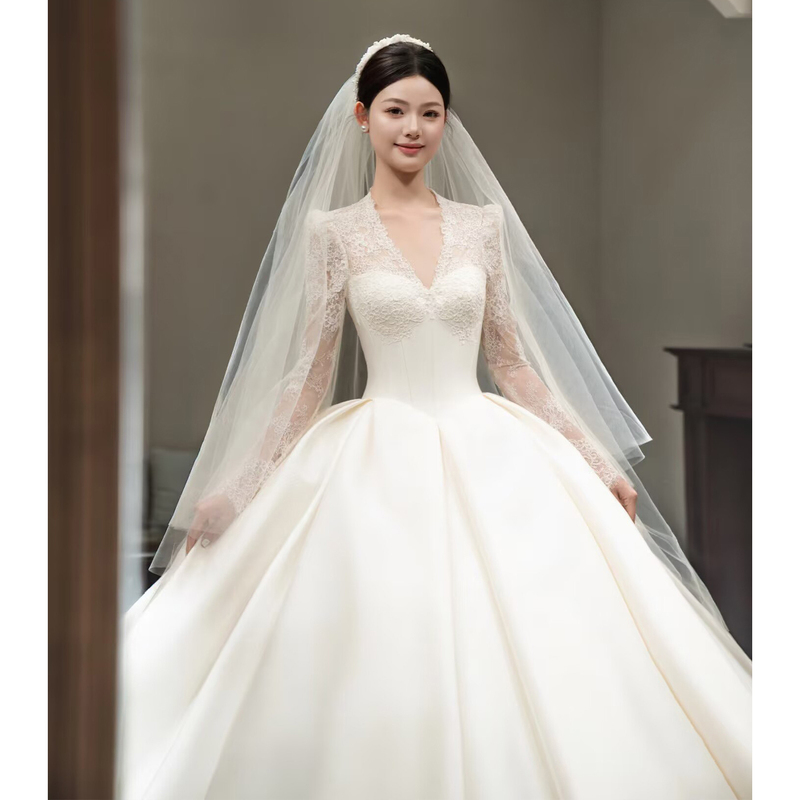 French Satin Main Wedding Dress 2026 New Style Long-Sleeved Lace V-Neck High-Quality Slimming Bride's Departure Ceremony Dress French Satin Main Wedding Dress 2026 New Style Long-Sleeved Lace V-Neck High-Quality Slimming Bride's Departure Ceremony Dress