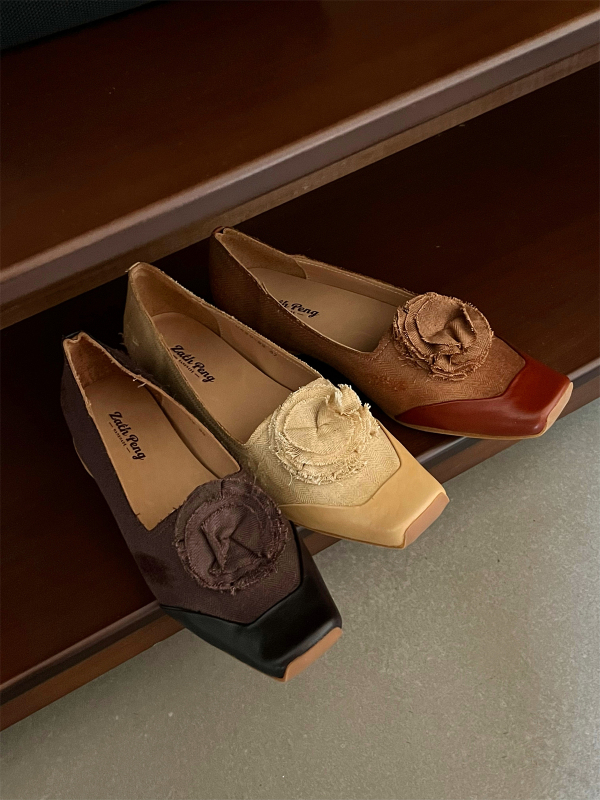 Zachpeng Retro Square-Toe Shoes Camellia Vintage Design 2026 New Model Dry Rose Shoes