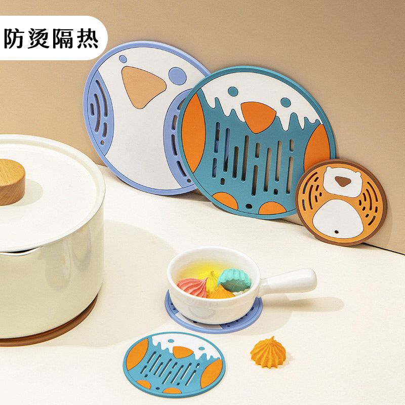 Heat insulation mat anti-burn and heat resistant Home Bowl Mat Waterproof Cartoon Fruit Table table Mat Dish tray Pan Cushion Pan Cup Mat