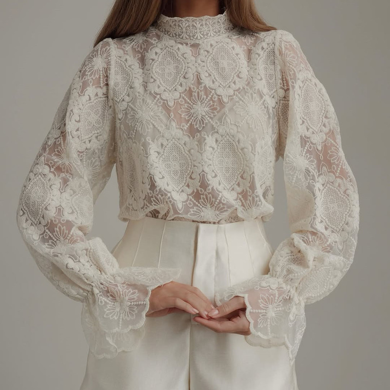 White Lace Blouse for Women, Loose Long-Sleeved Spring and Autumn Top, Fashionable, Elegant, Gentle Base Shirt, 2026 New Style Shirt