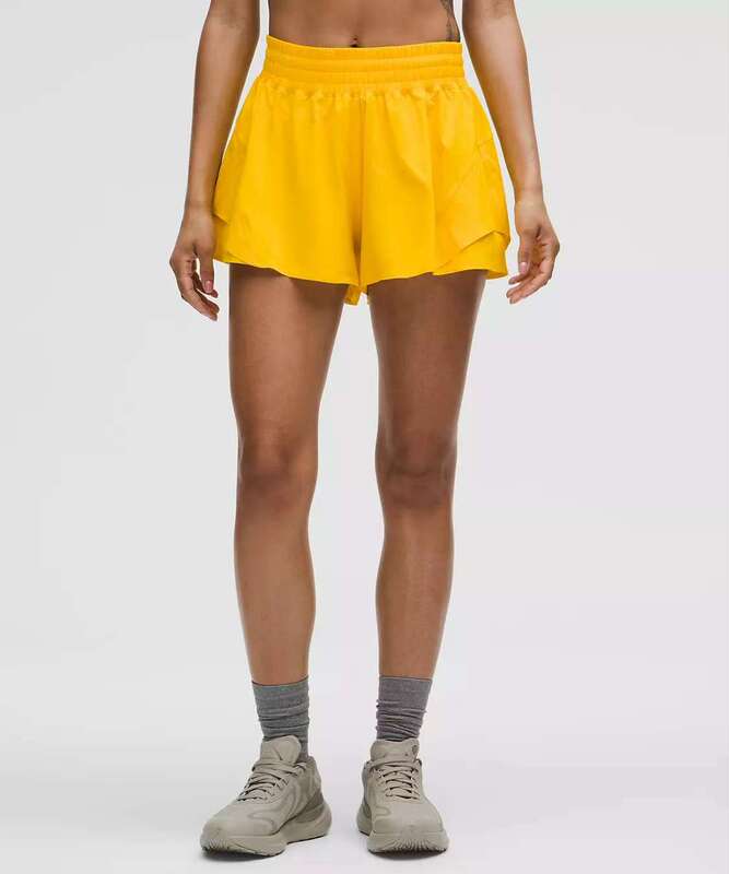 Chengdu Now Offers Lulu Shake It Out Women's 2.5inch Flower Bud Sports Casual Shorts with Lining