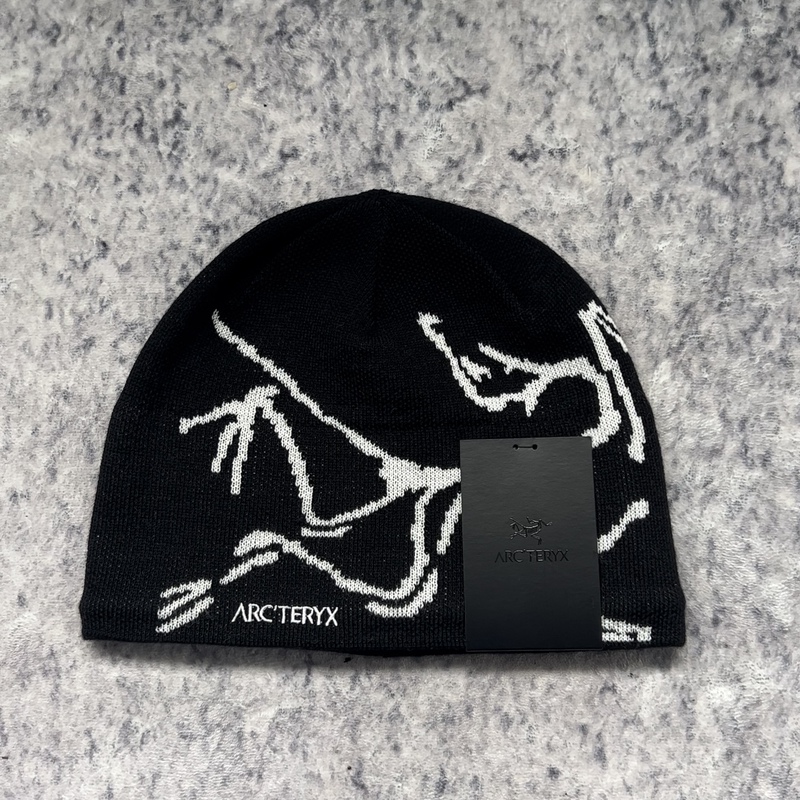 In Stock, Authentic Arcteryx Embroidered Logo Decorative Fleece-Lined Knit Hat, Cold Weather Hat