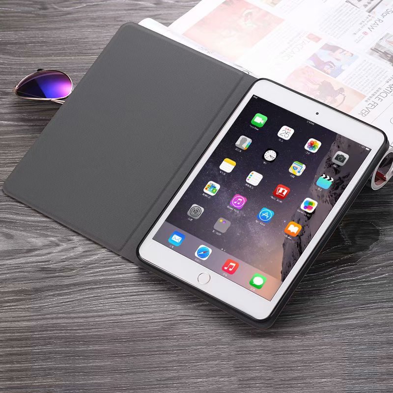 iPad mini4 tay áo bảo vệ của Apple ipadmini2 tablet 7,9 inch vỏ silicone mềm Mini 1 mini3 bao gồm tất cả a1489 retro thương hiệu nổi tiếng người giữ cartoon da thông minh a1538 - Phụ kiện máy tính bảng phụ kiện máy tính bảng