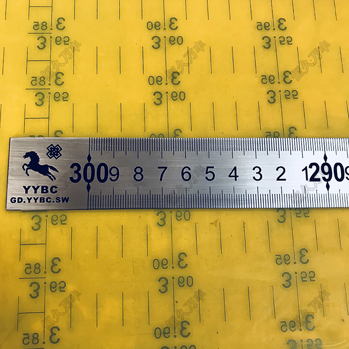 Stainless steel 3 meters reverse steel ruler flashback ruler reverse steel ruler length 300CMX30X1 steel ruler 3 meters scale